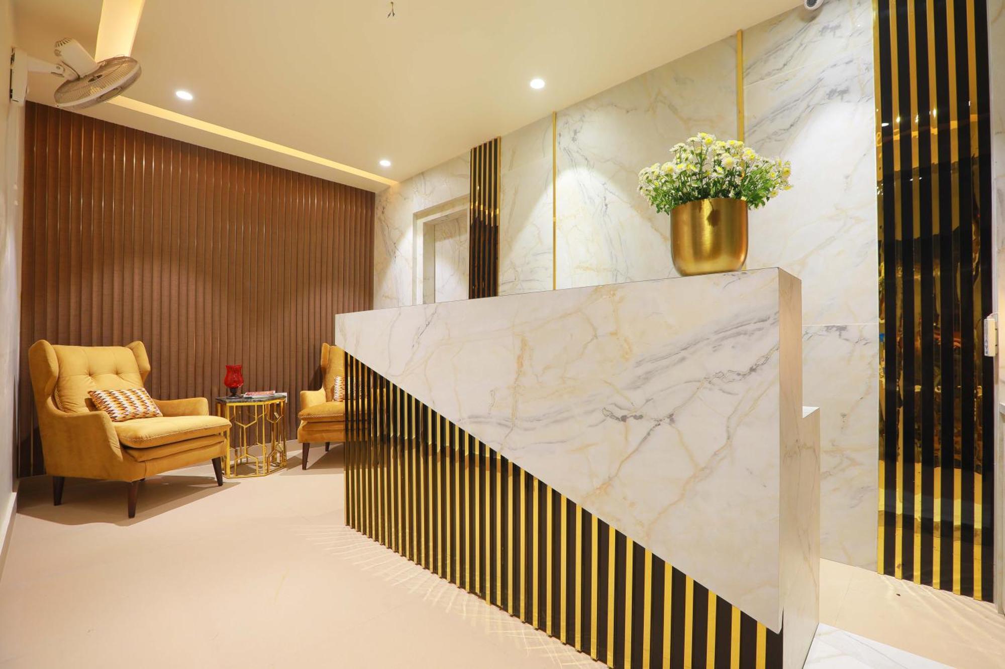 Hotel 16 Delhi Kültér fotó